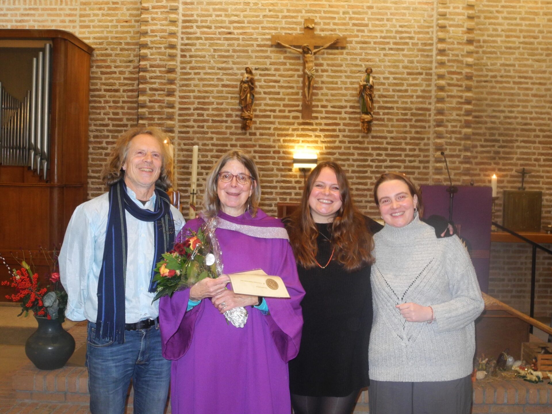 Nelleke Spiljard met man en dochters Nelleke Spiljard met man en dochters