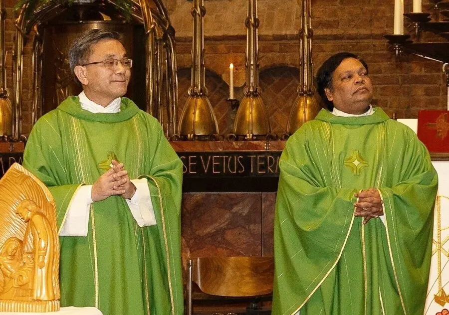 Pastoor Thanh en pastor Sebastian