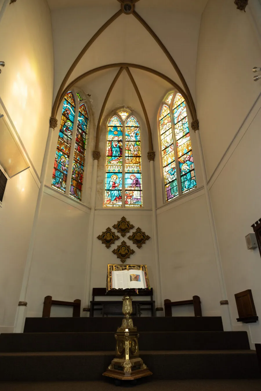 Locatie Leusden St. Jozefkerk interieur