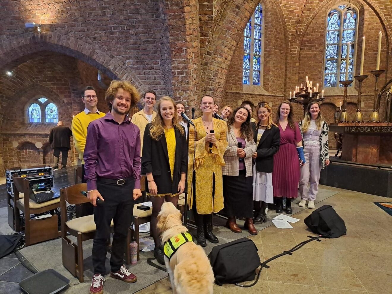 Milk & Honey treedt op